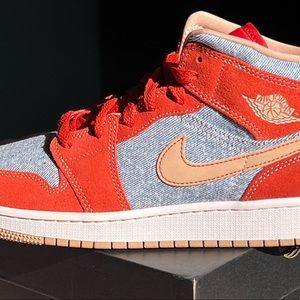 Air Jordan 1 mid size 6Y